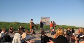 Wattführungsgruppe am Strand